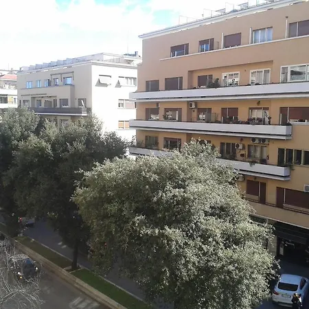 Romantic Holiday Rome B&B-2