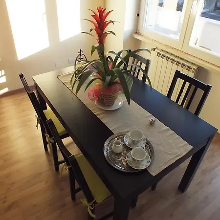 Romantic Holiday Rome B&B-3